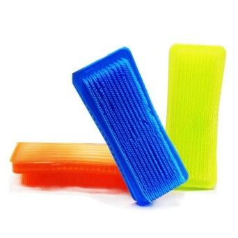 PLASTICO ESCOVA ROUPA