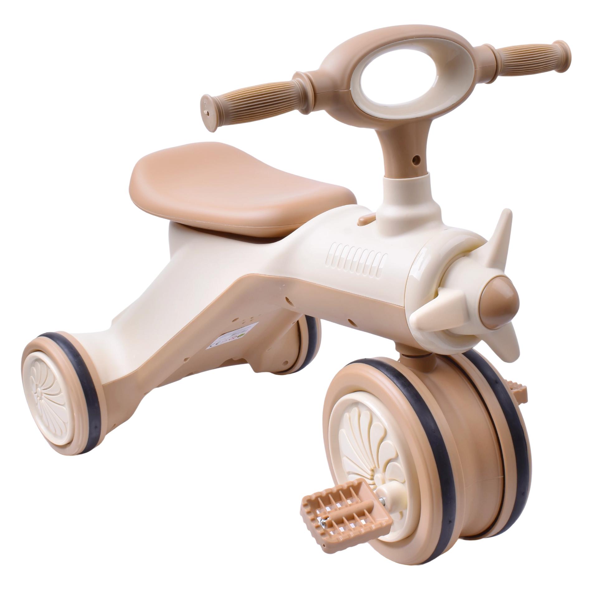 TRICICLO C/LUZES 51X38X60CM 2837-003 CX1 TRICICLO C/LUZES 51X38X60CM 2837-003 CX1